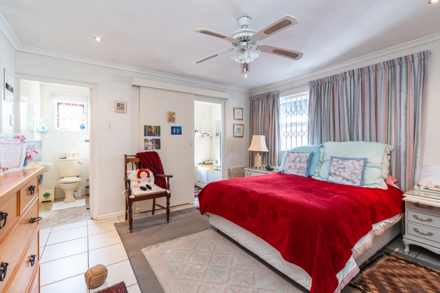 3 Bedroom Property for Sale in Pinelands Western Cape